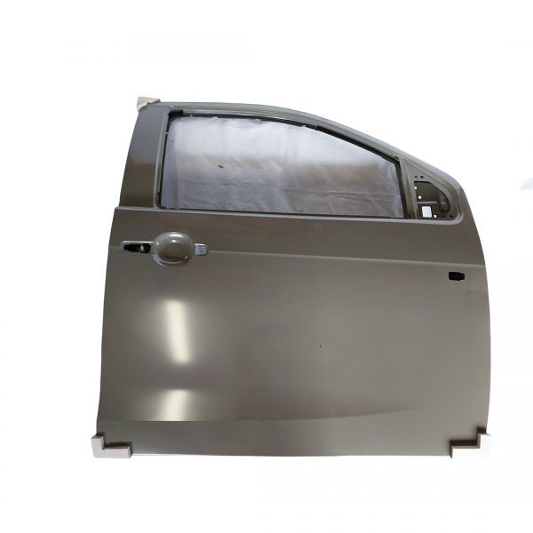 ISUZU D MAX RIGHT DOOR SHELL